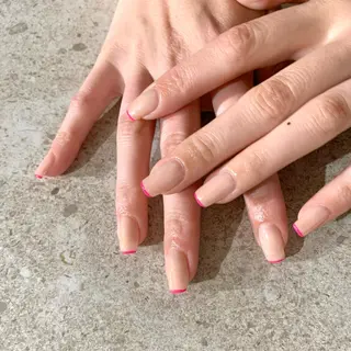 ネイル esby Loely MIZUKIのネイルデザイン