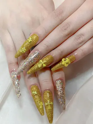 ネイル VIVIAN エイのネイルデザイン