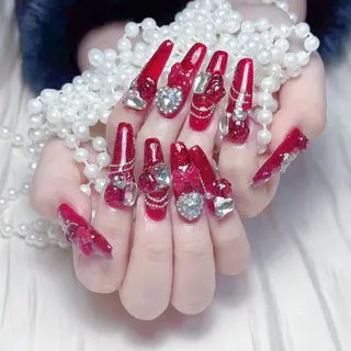 ネイル 🎀まゆ 🪽🐾のネイルデザイン