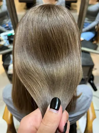 セミロング BUENA VISTA所属・Kaito 【髪質改善】のヘアスタイル