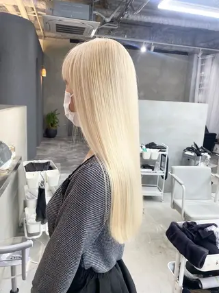 ロング カラー qulim所属・前橋 姫奈のヘアスタイル