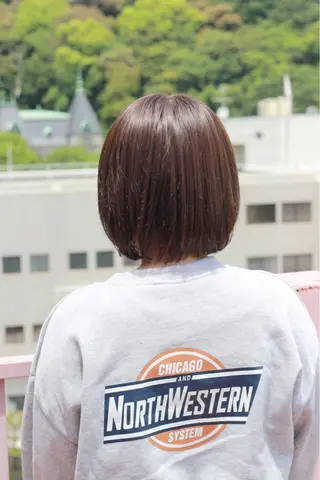 ショート カラー Viage （ビアージュ）のヘアスタイル