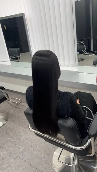 ロング 髪質改善ストレート Kantaのヘアスタイル