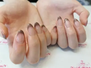 ネイル ネイルリボン 受付スタッフのネイルデザイン