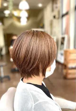 ショート カラー ing's・hair イングス・ヘアーのヘアスタイル