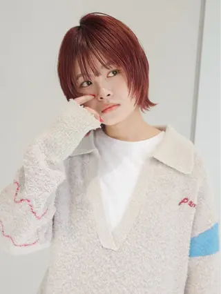 ミディアム カラー ウルフ/レイヤー/ ブリーチ/牧原歩夢のヘアスタイル