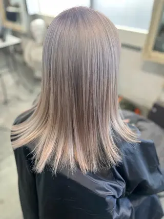 ミディアム カラー Mariana雛/ 西大分/ハイライトのヘアスタイル