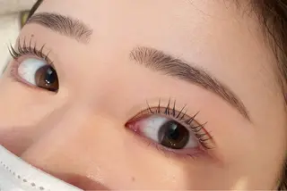 マツエク・マツパ 矢澤 まなみの眉毛・アイブロウイメージ