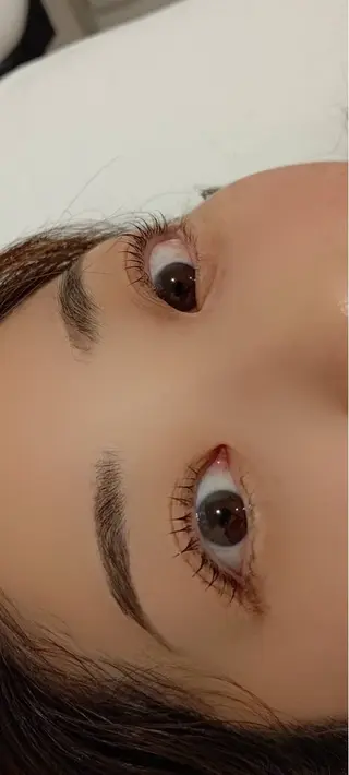 マツエク・マツパ emeu所属・犬飼 晃世のマツエク・マツパデザイン