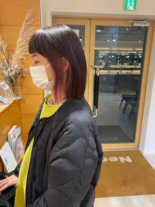 ショート カラー 谷川 あかりのヘアスタイル