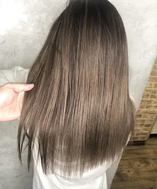 ミディアム カラー ヘアアレンジ 遠藤 拓馬のヘアスタイル