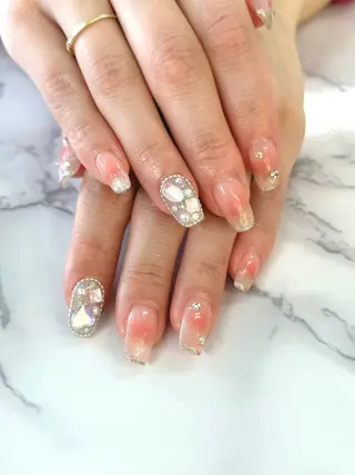 ネイル salon iris 🦋北広島市大曲のネイルデザイン