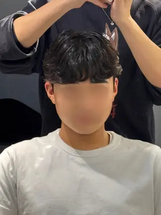 ショート パーマ メンズ 韓国メンズヘア/ ダウンパーマ/歩夢のヘアスタイル