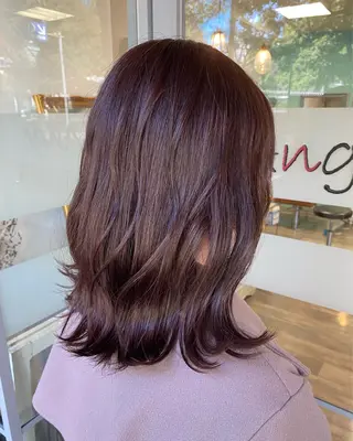 セミロング カラー 柳坪 まなのヘアスタイル