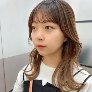 ミディアム 三浦 望のヘアスタイル