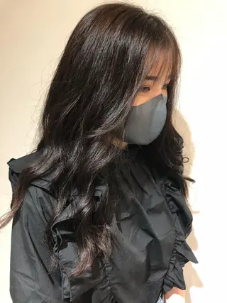 ロング DAHLI plum（ダリ　プリュム）所属・中村 玲美のヘアスタイル