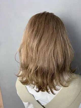 ミディアム カラー レイヤー/髪質改善/ ブリーチ/コタケのヘアスタイル