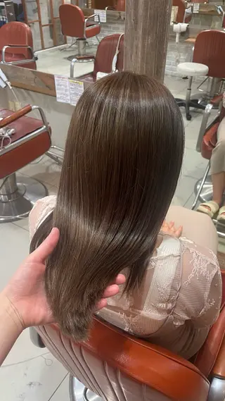 カラー 今村 日和のヘアスタイル