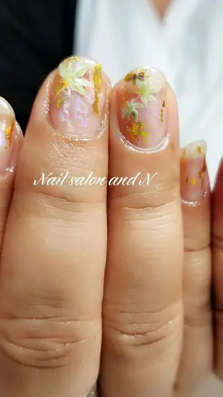 ネイル and Nのネイルデザイン