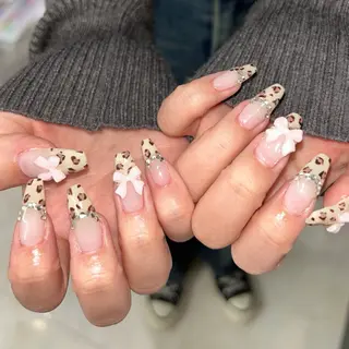 ネイル MODA MANAMIᵕ̈のネイルデザイン