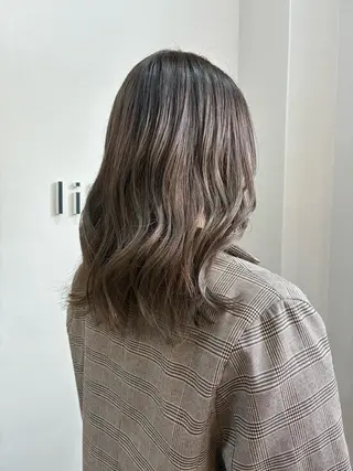 セミロング miyamori 🌼のヘアスタイル