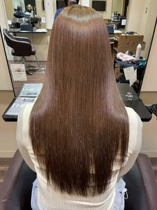 カラー VISE by Art Creative所属・VISE 清水のヘアスタイル