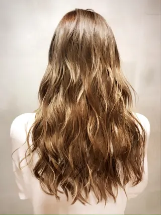 カラー 久保木 真人のヘアスタイル