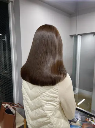 セミロング 愛莉/ラベンダー/ ベージュ/ブラウンのヘアスタイル