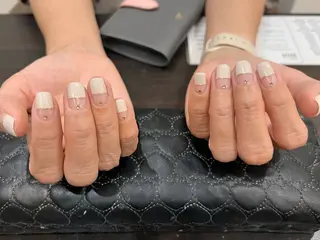 ミディアム eyelash＆nailsalon noi 経堂店所属・＊ ももこのネイルデザイン