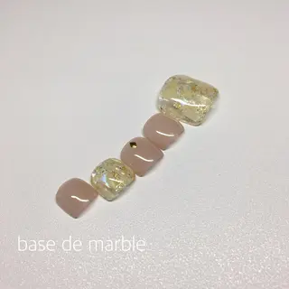 ネイル オモルフィ所属・カラーリスト marumoのヘアスタイル