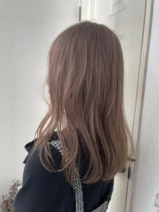 セミロング カラー fio マナミのヘアスタイル