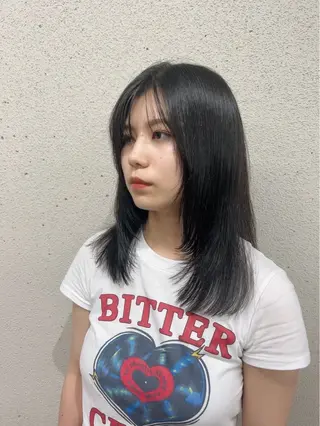 セミロング 透明感ダブルカラー/ 諸岡ひばりのヘアスタイル