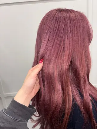 ロング runa/パーマ /ブリーチモデルのヘアスタイル