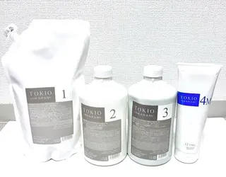 ロング メンズ モナン新宿所属・曲がる縮毛 メンズ 毛流れ 佐々木 優のヘアスタイル