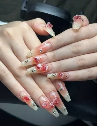 ネイル Tini ANA.CHUOのネイルデザイン