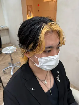 カラー メンズ MEN‘S HAIR BLEACHi塩釜口所属・市原亮/塩釜口/ ツイスパ/波巻きのヘアスタイル