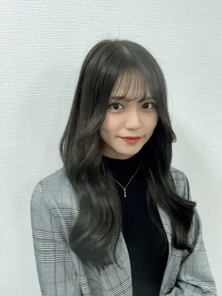 ロング カラー ダメージレスハイ トーン💖kanonのヘアスタイル