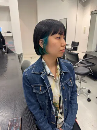 ミディアム カラー CUT LINE所属・ヘアドネーション/ ショート・ボブのヘアスタイル