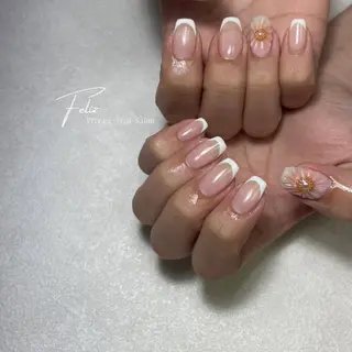 ネイル Feliz所属・Feliz 楽しいネイルサロンのネイルデザイン