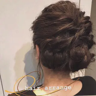 ミディアム ヘアアレンジ 💫期間限定価格💫 似合わせカット🧚のヘアスタイル