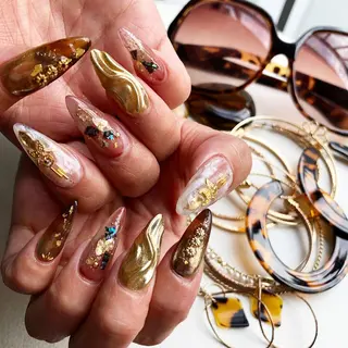 ネイル crestnail所属・小林 束紗のネイルデザイン