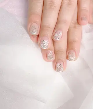 ネイル pink ladyサロン所属・べ にのネイルデザイン