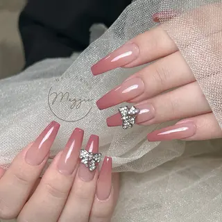 ネイル Maggie Nail🦩のネイルデザイン