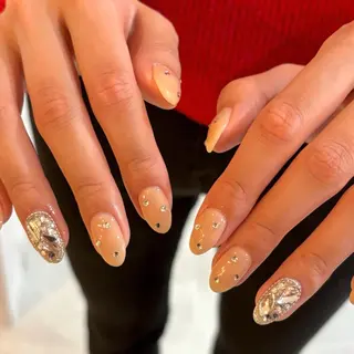 ネイル miura 🫧のネイルデザイン