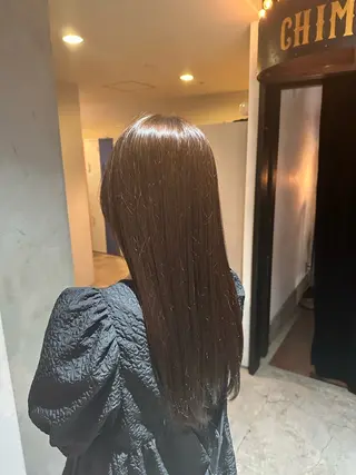 ロング カラー 伊木 栞乃のヘアスタイル