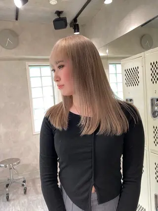 ロング カラー ダブルカラー ブリーチ/kaitoのヘアスタイル