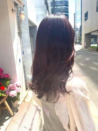 ロング 安永 涼のヘアスタイル