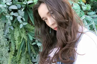 セミロング sand&rose所属・逗子、パーマスタイル ナオイカイラのヘアスタイル