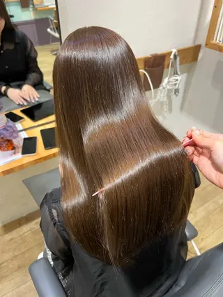 セミロング カラー Garland 表参道所属・ミディアムレイヤー/ 艶カラー🎀　emiのヘアスタイル