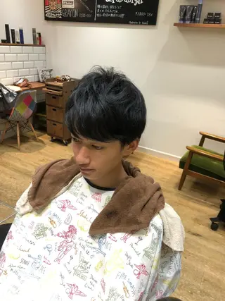 ショート カラー メンズ HAIRS YOSHIOKA所属・ヘアーズヨシオカ MENSヒゲ脱毛のエステ・リラクイメージ